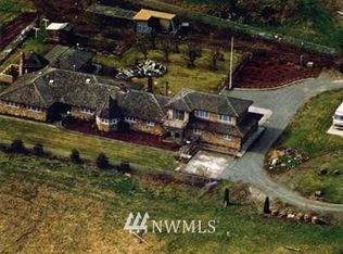 11030 Carmichael Dr, Anacortes, WA 98221