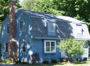 219 Central St, Georgetown, MA 01833