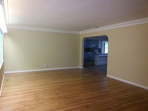 3rd image of 1789 26th Ave S
