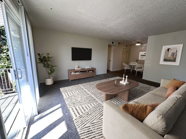 345 Burning Tree Dr #X-377