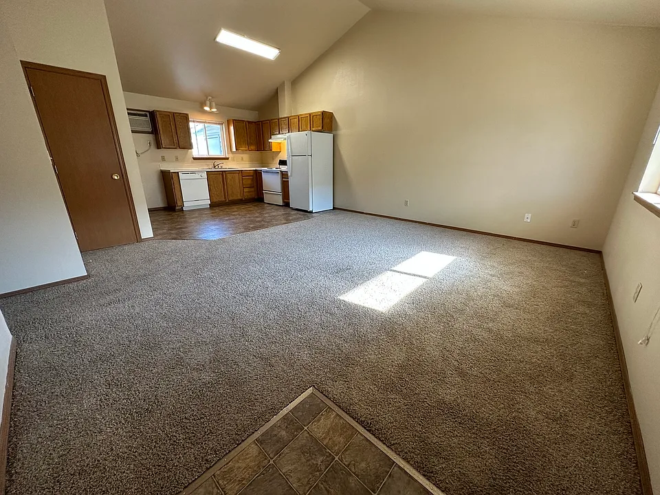 1000 E 19th Ave #B