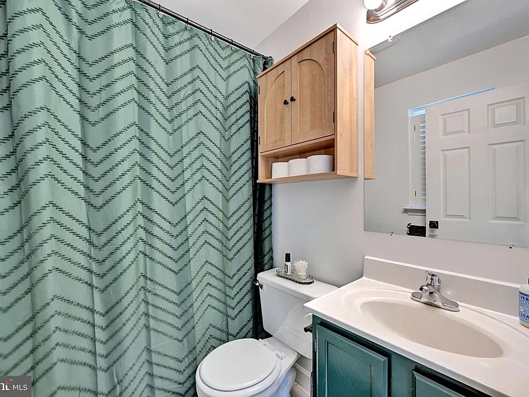 350 Long Meadow Way — Photo 17