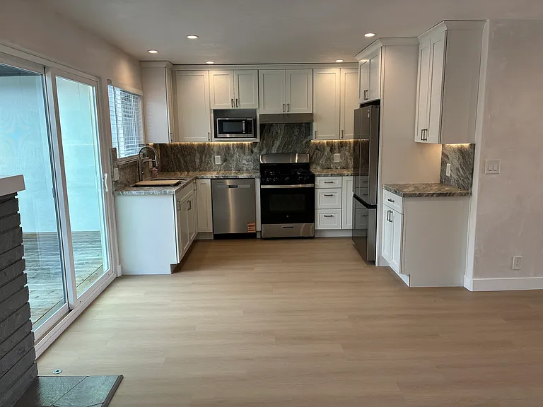 1065 Tweed Pl — Photo 1