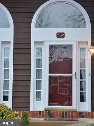 232 Fox Run