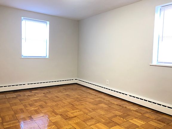 2nd image of 2465 John Fitzgerald Kennedy Blvd #61E