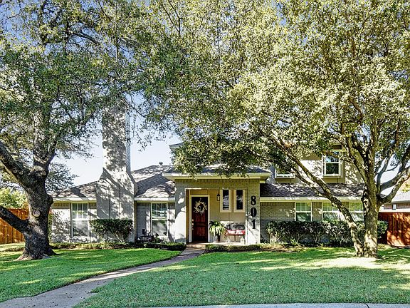4th image of 801 Lake Meadows Dr
