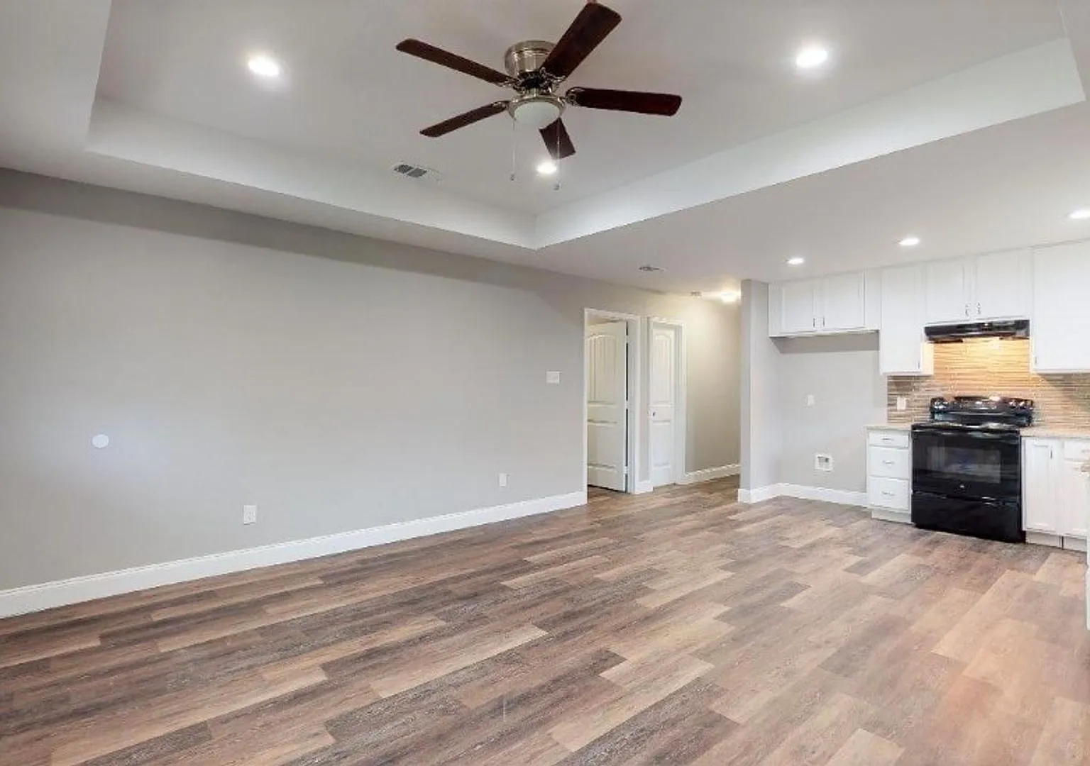 4202 Caddo — Photo 3