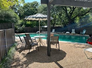 663 Ridgeline Dr, Hurst, TX 76053