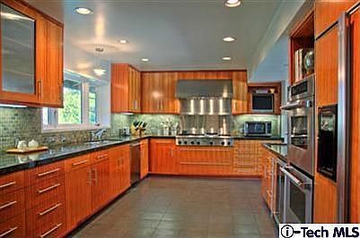 4th image of 424 Arroyo Dr