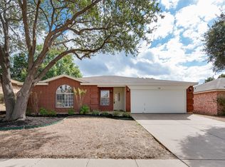 7748 Kelly Lynn Ln, Watauga, TX 76148