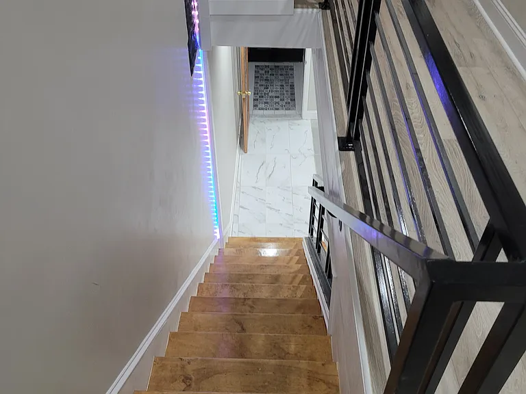 2502 Federal St — Photo 8