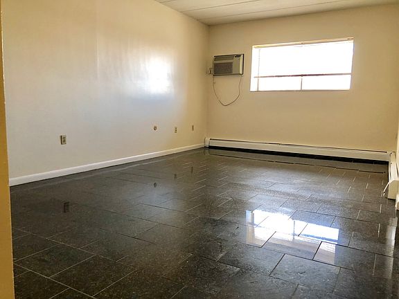 3rd image of 225 Independence Ave APT 5