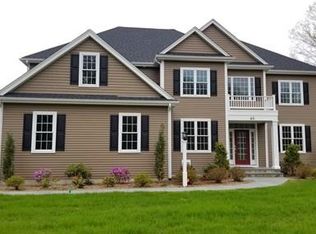 45 Granite St, Hopkinton, MA 01748