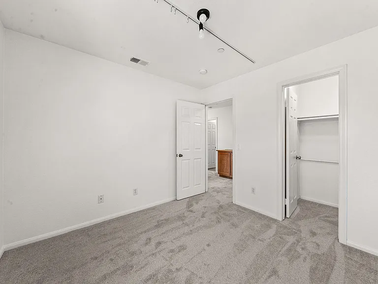 812 Mahogany St — Photo 28