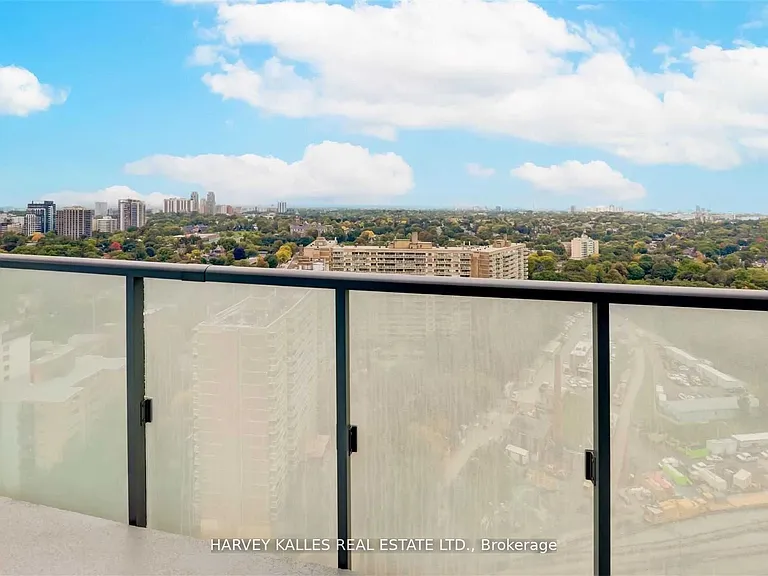 1815 Yonge St #2502 — Photo 30