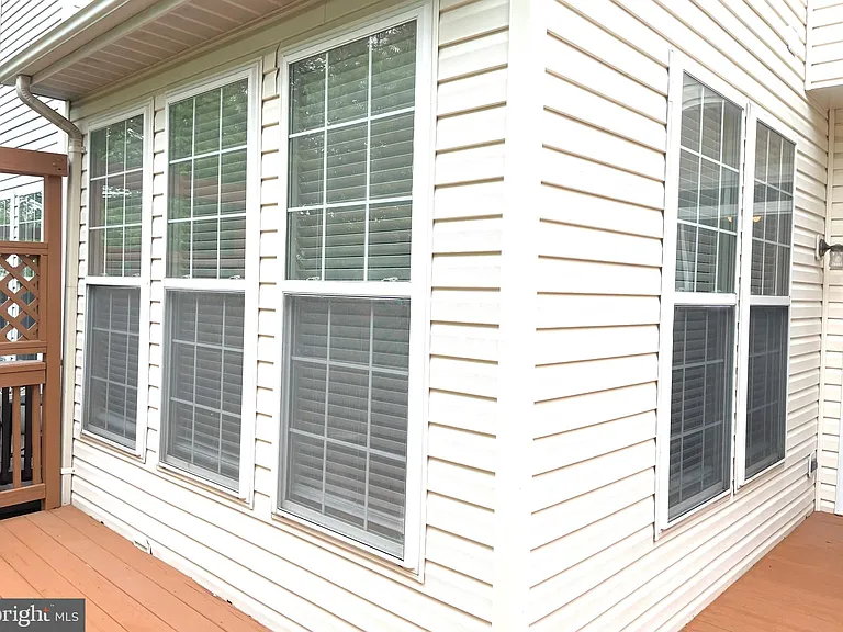 2540 Banshire Dr — Photo 23