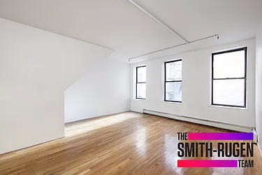 Rented by R New York