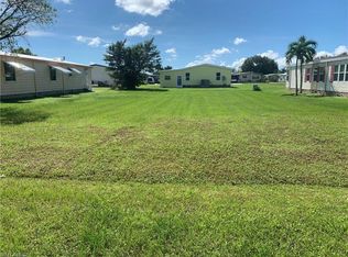 260 Ocean Reef Ln, Naples, FL 34114