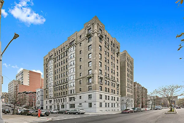 Rented by Exclusive Properties Sotheby's International Realty | media 40