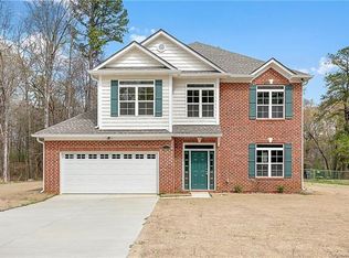 1924 Breezewood Dr, Charlotte, NC 28262
