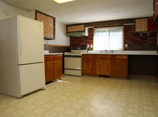 16 3rd St, Watervliet, NY 12189