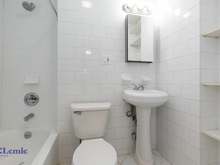 305 E 78th St #1D — Photo 12