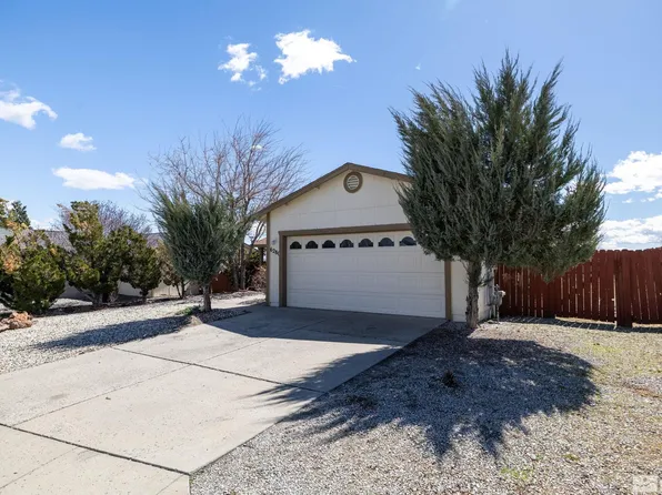 6280 Chickasaw Ct, Sun Valley, NV 89433