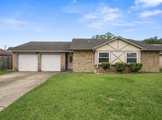 1907 Cripple Creek Ln, Pearland, TX 77581