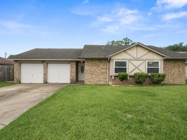 1907 Cripple Creek Ln, Pearland, TX 77581