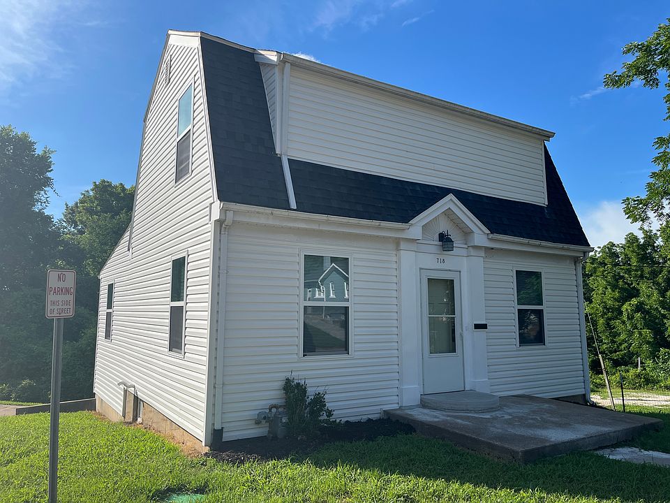 1st image of 718 Walsh St
