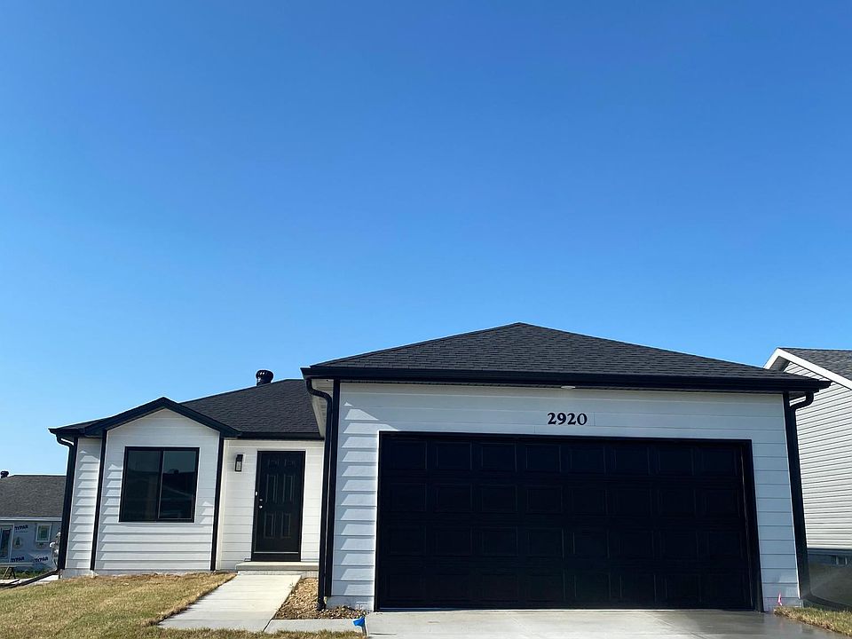1st image of 2920 W Kyle Ln