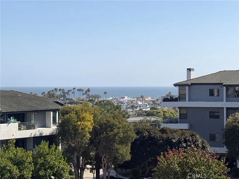 260 Cagney Ln #209 — Photo 3