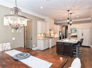 107 Willow Bend Ct, Mooresville, NC 28117