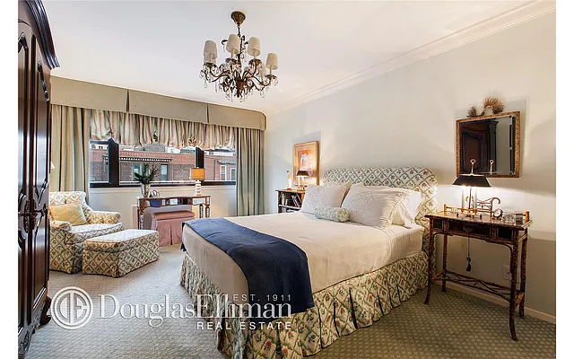 Sold by Douglas Elliman | media 26