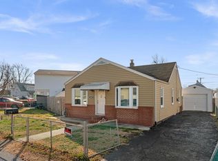 2408 Woodridge Rd, Sparrows Point, MD 21219