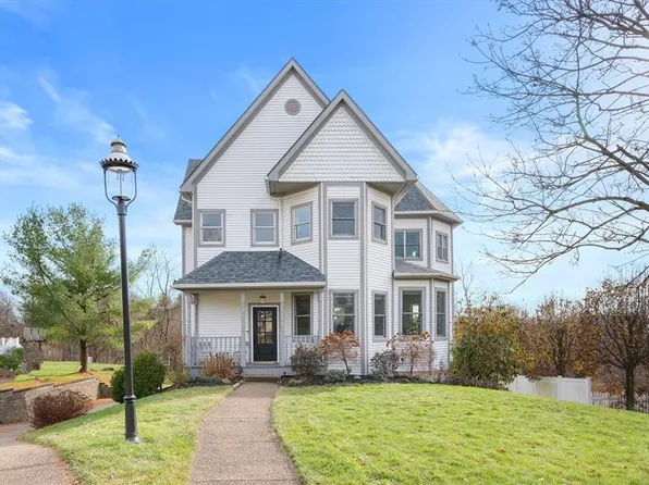 225 Summerlawn Dr, Sewickley, PA 15143