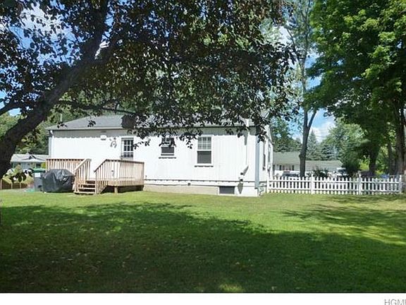 3rd image of 54 Wickham Dr