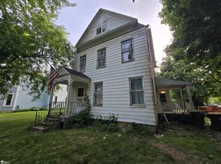 223 N Main St, Bancroft, MI 48414