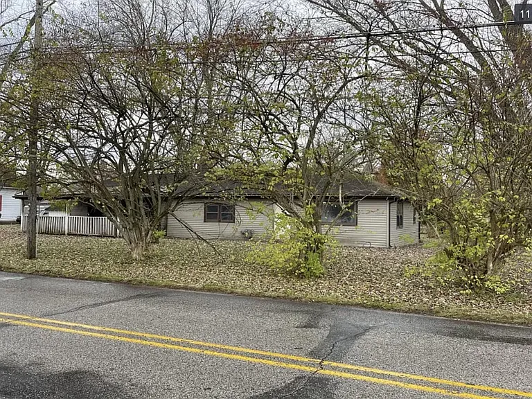 7609 E Devonald Ave — Photo 6