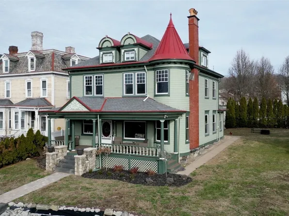 249 Pennsylvania Ave, East Liverpool, OH 43920