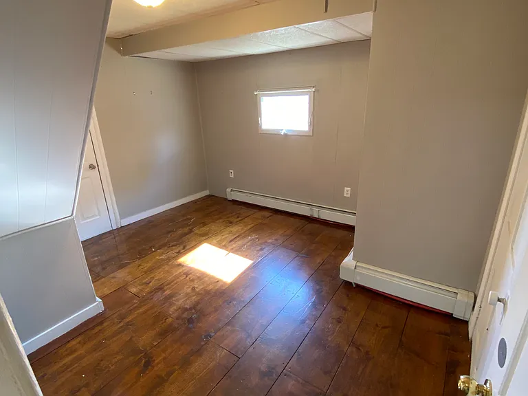 634 N 3rd St #1C — Photo 5