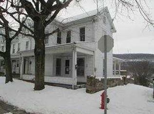 1001 W Pine St, Coal Township, PA 17866