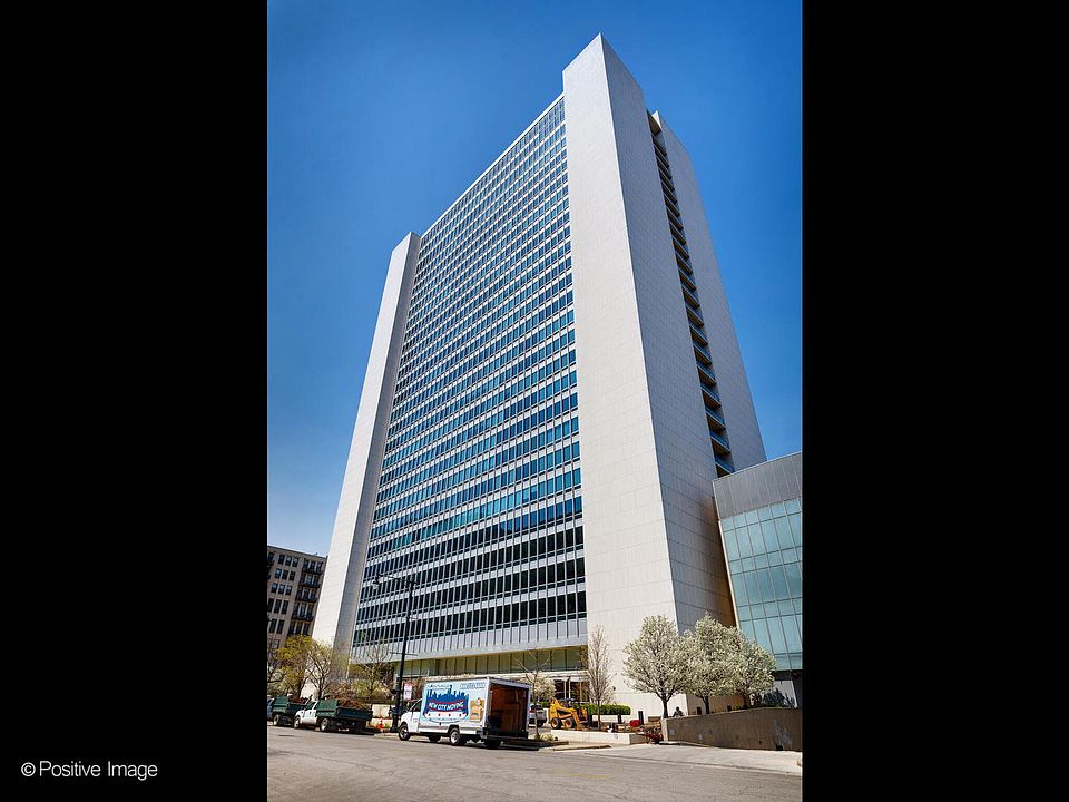 1st image of 500 W Superior St Unit 1312