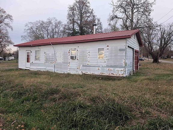 4th image of 410 W Old Highway 50