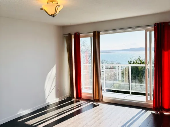 15158 Royal Ave, White Rock, BC