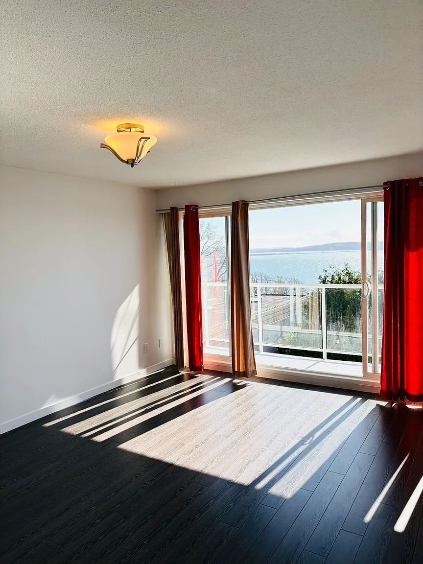 15158 Royal Ave #309 photo 1