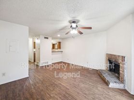 8109 Silver Creek Rd