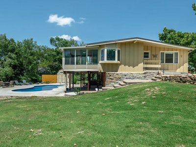 4845 SW Wanamaker Rd, Topeka, KS, 66610