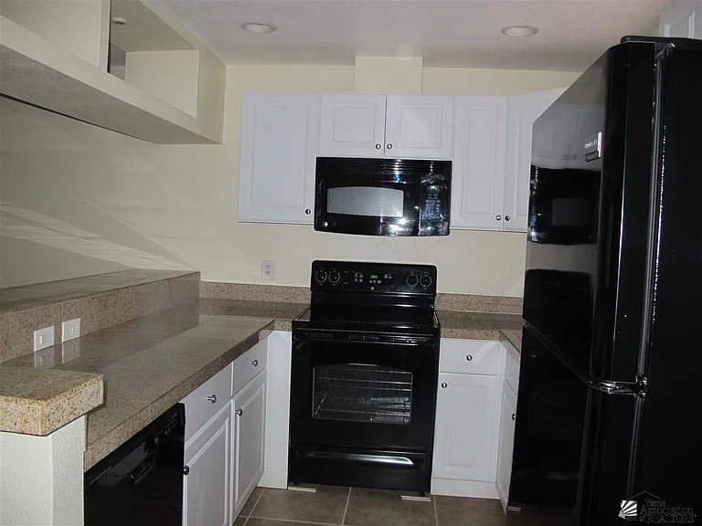 2776 S Avenue 2 E #1/2-16 — Photo 17