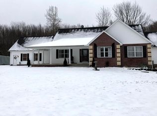14301 Rock Creek Rd, Chardon, OH 44024